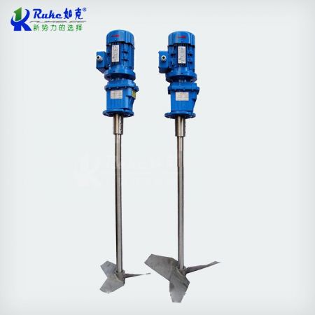 污水池溶藥攪拌機立式工業(yè)用加藥攪拌機JBT養(yǎng)殖場污水減速攪拌機
